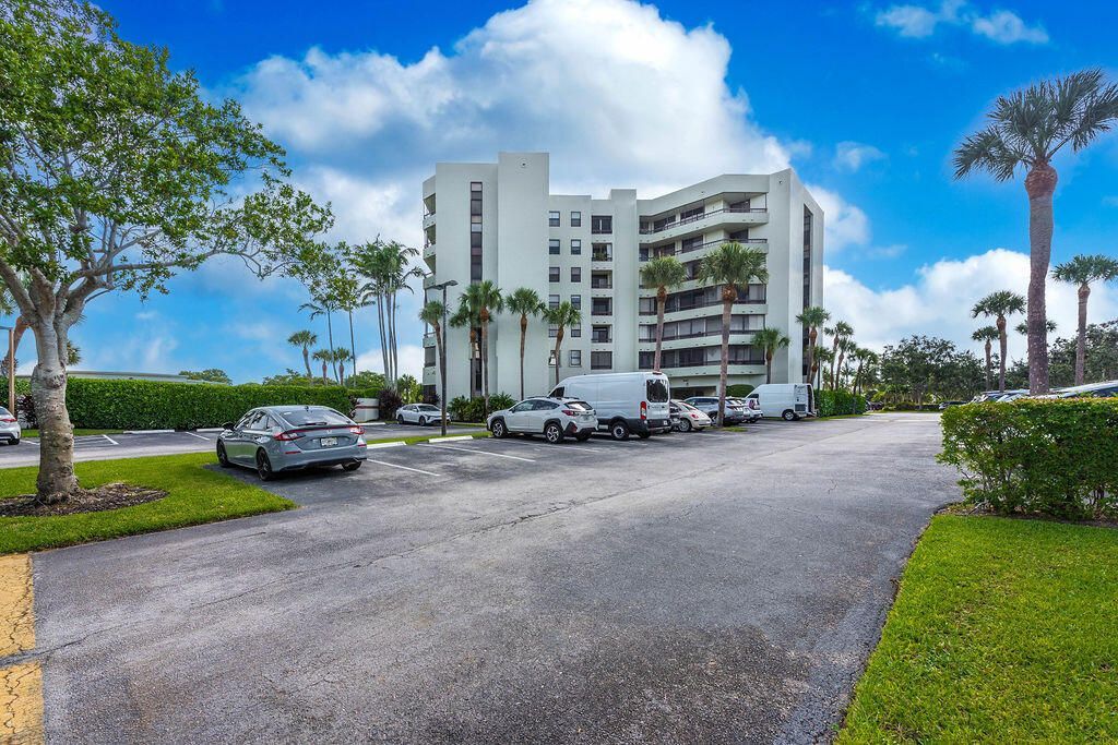 6463 La Costa Drive, Unit 603, Boca Raton, FL 33433 Photo