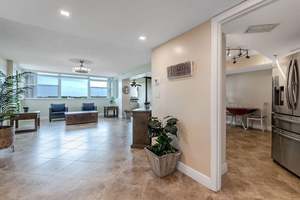 6463 La Costa Drive, Unit 603, Boca Raton, FL 33433 Photo