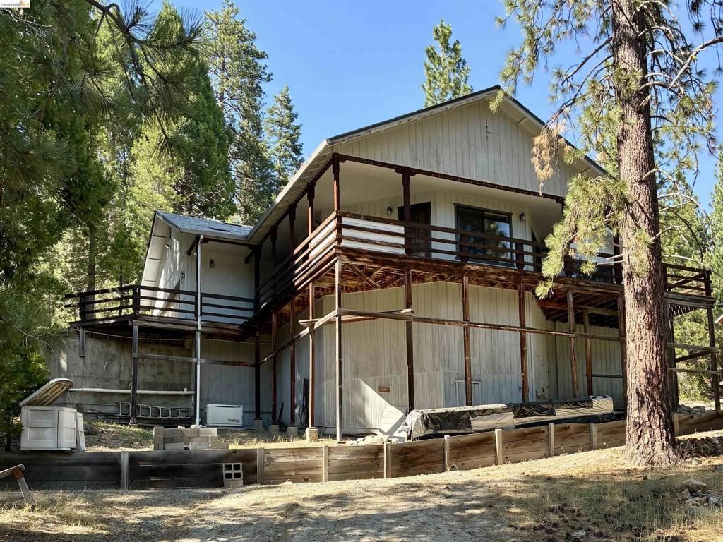 28484 Georges Dr, Pinecrest, CA 95364 Main Photo