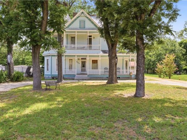 503 Main Street, Martindale, TX 78655