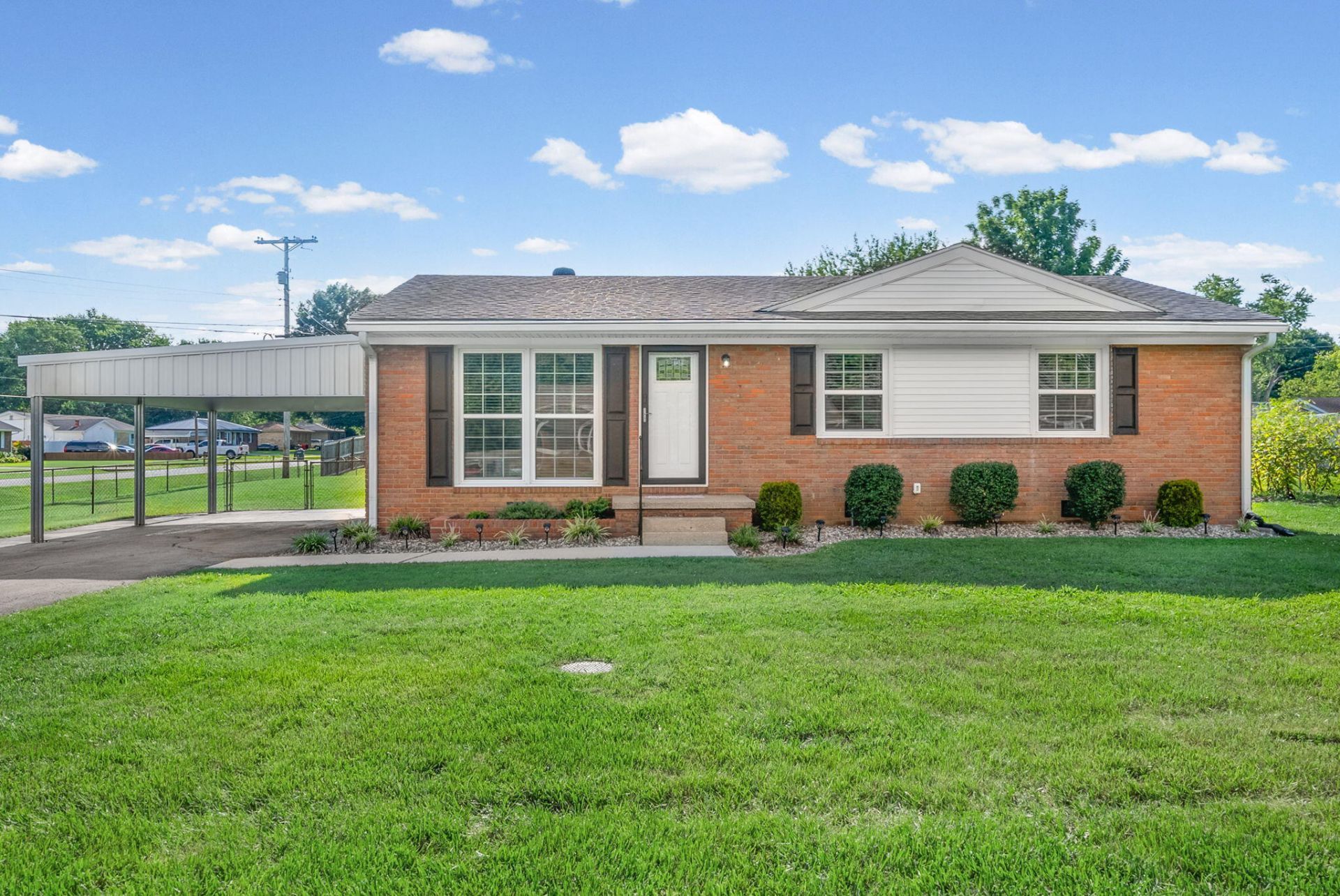 701 Mill Green Court, Hopkinsville, KY 42240 Main Photo