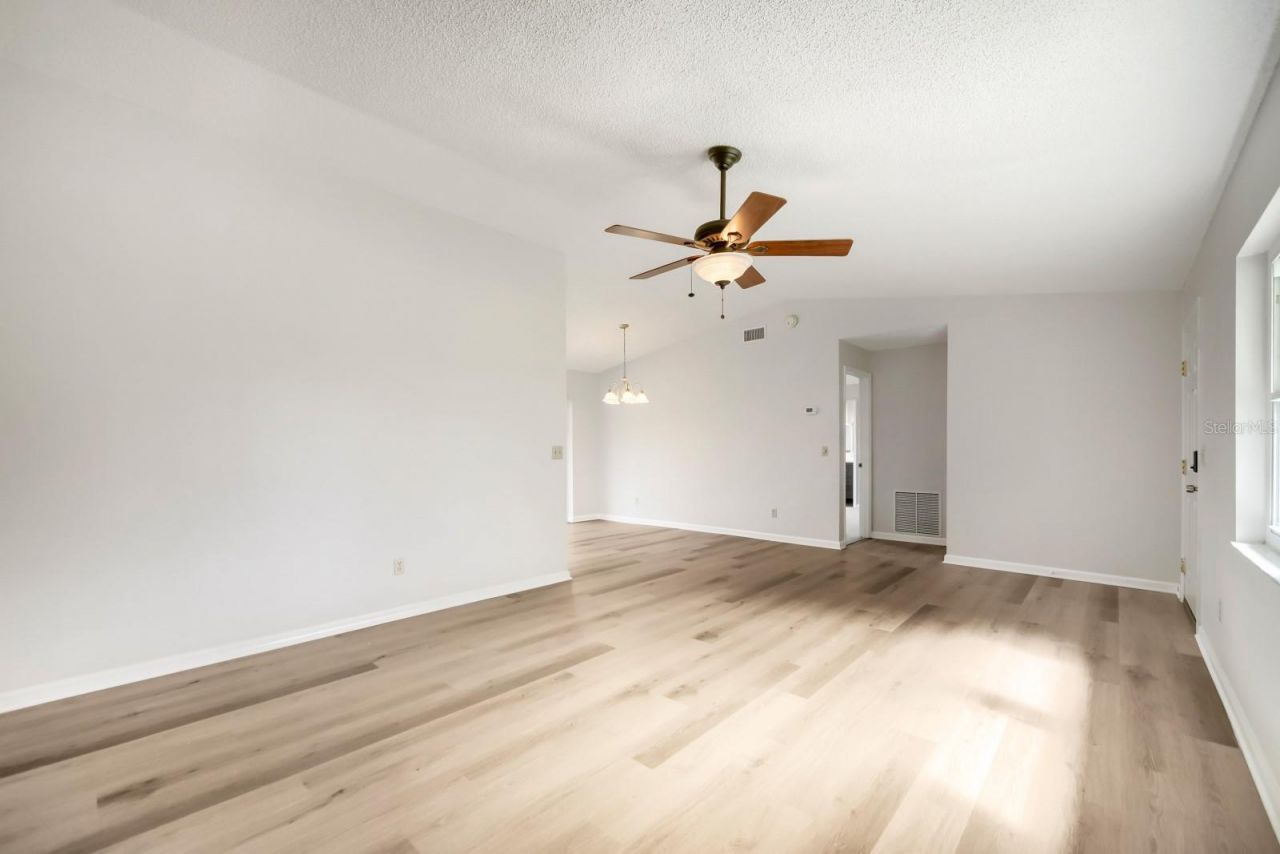 3432 Unity Tree Drive , Edgewater, FL 32141 Photo
