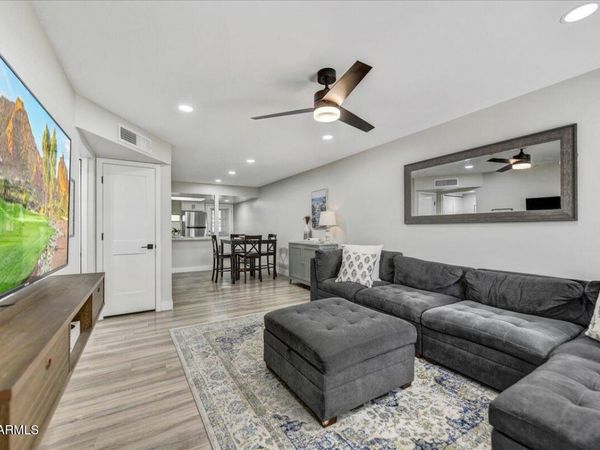 3301 E EARLL Drive, Unit 102, Phoenix, AZ 85018