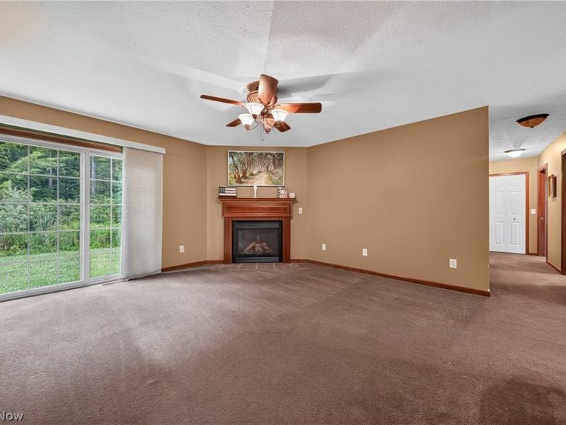 412 Brittany Lane, Jefferson, OH 44047 Photo 10