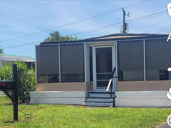 265 Fireball LN , NORTH FORT MYERS, FL 33917