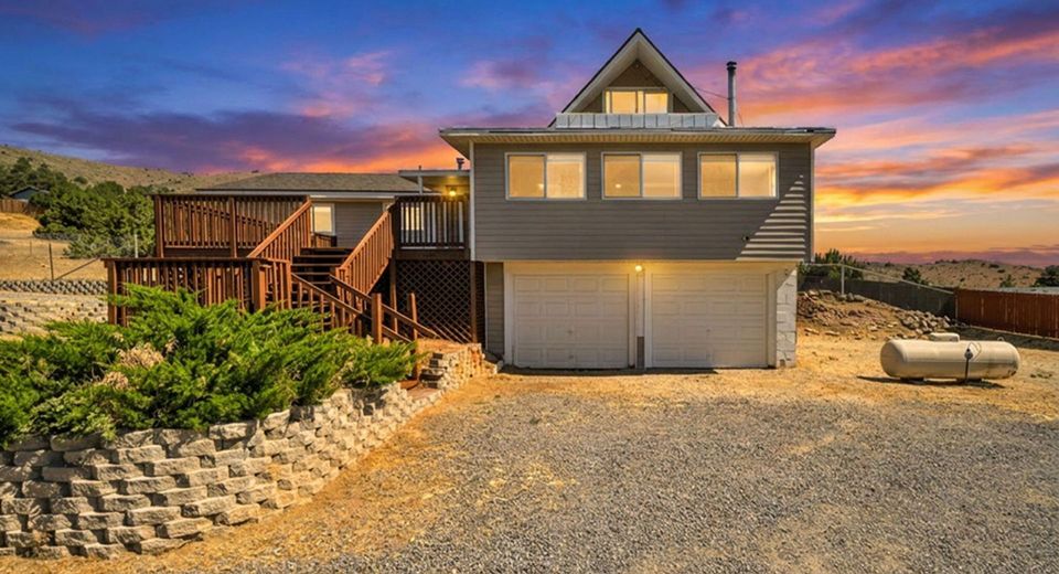 27 Mcclellan Peak Drive, Carson City, NV 89706 Photo