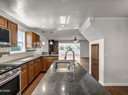27 Mcclellan Peak Drive, Carson City, NV 89706 Photo