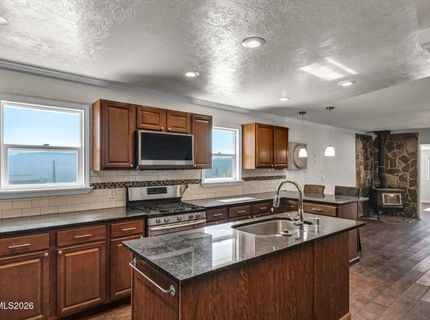 27 Mcclellan Peak Drive, Carson City, NV 89706 Photo