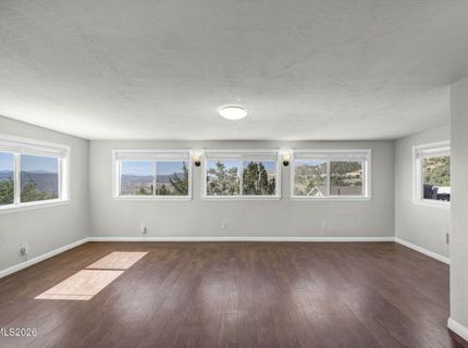 27 Mcclellan Peak Drive, Carson City, NV 89706 Photo