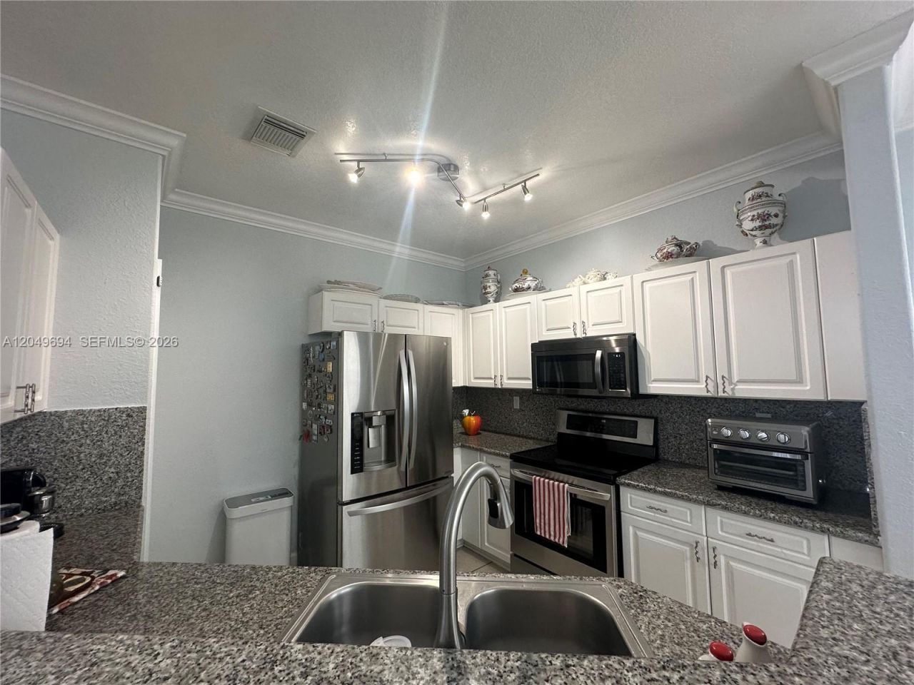 15478 SW 23rd Ln, Unit 15478, Miami, FL 33185 Photo