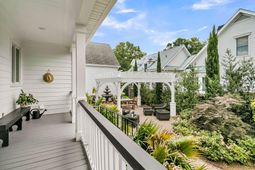 106 Lucia Street photo 4