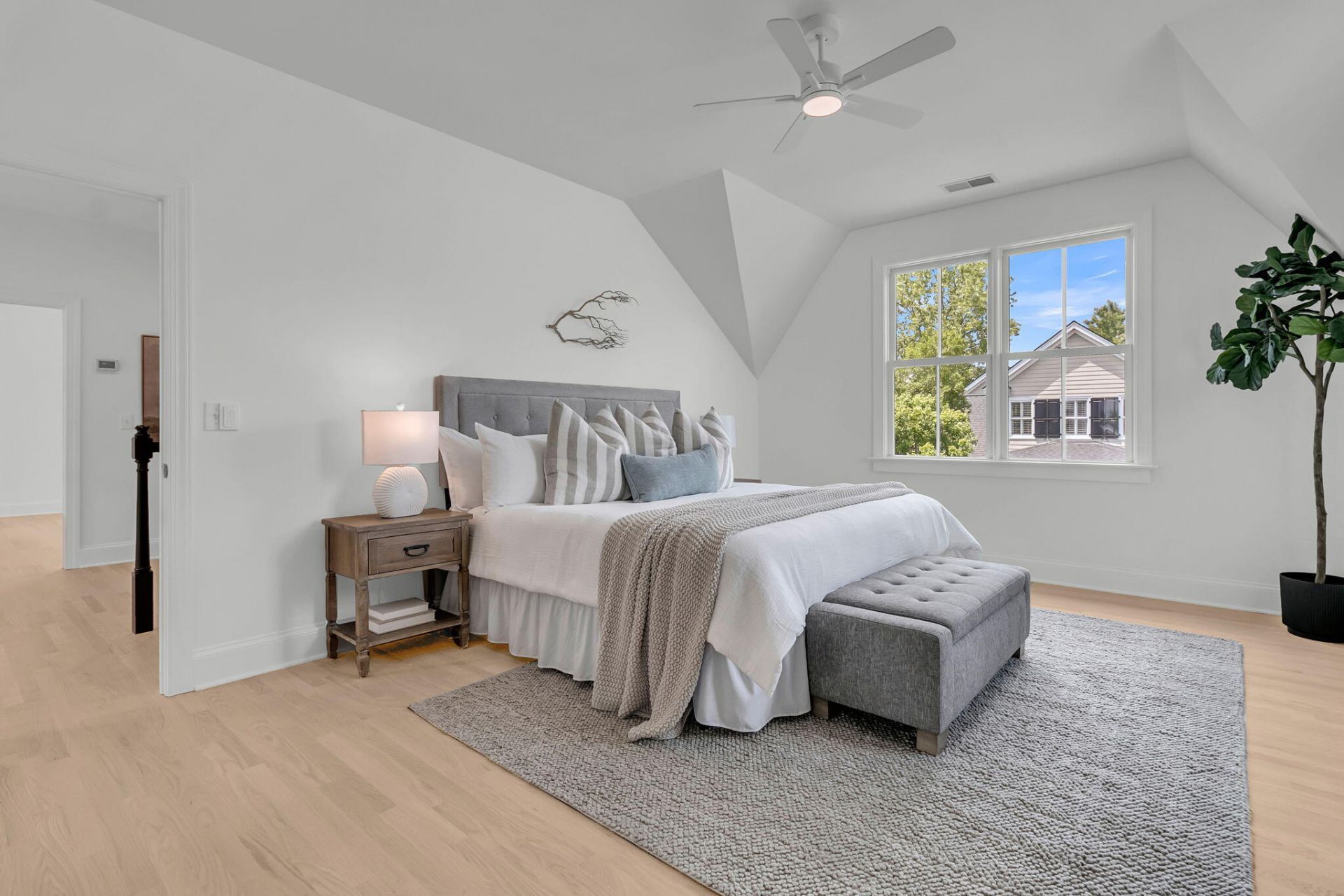 106 Lucia Street Photo 20