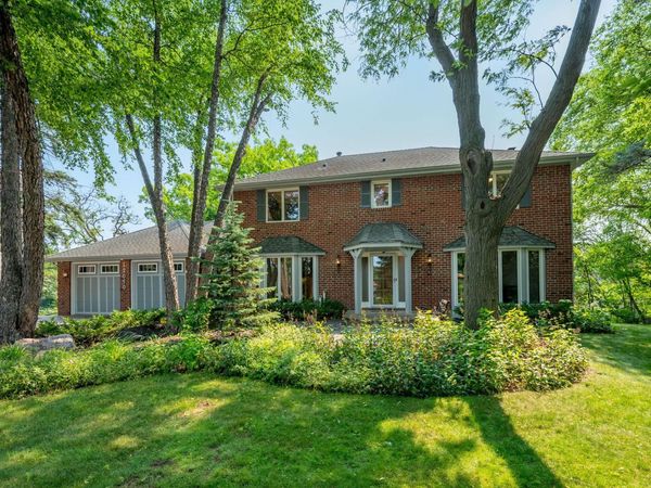 12050 48th Avenue N, Plymouth, MN 55442