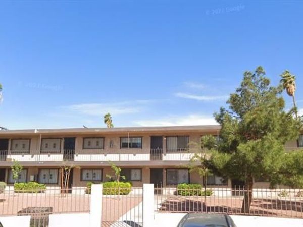 3720 Royal Crest st Street, Unit 14, Las Vegas, NV 89119