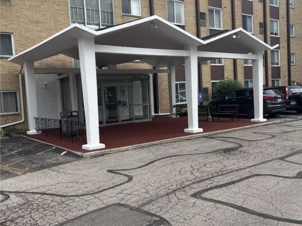 25735 Lorain Road , Unit 119, North Olmsted, OH 44070