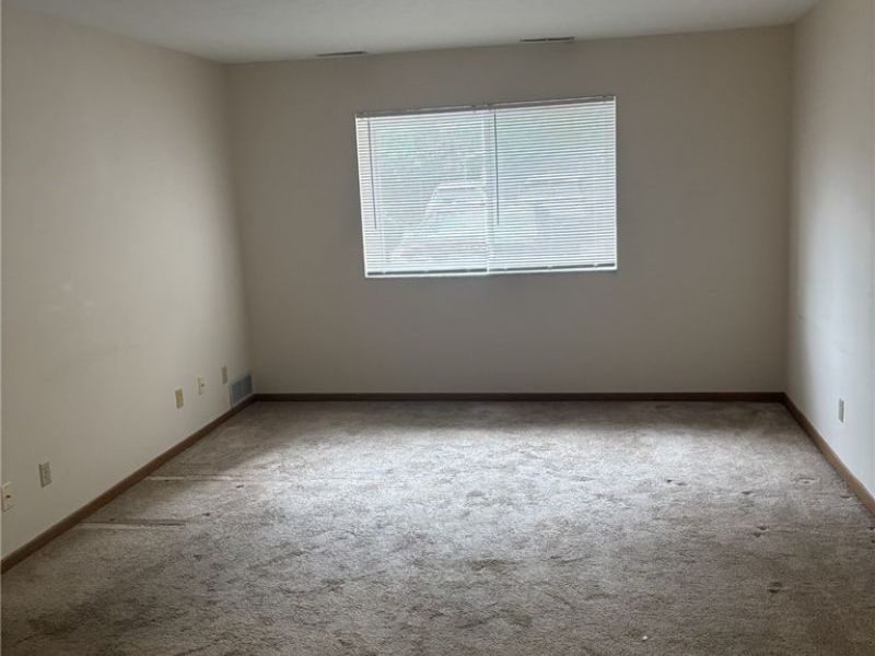 25735 Lorain Road, Unit 119, North Olmsted, OH 44070 Photo 5