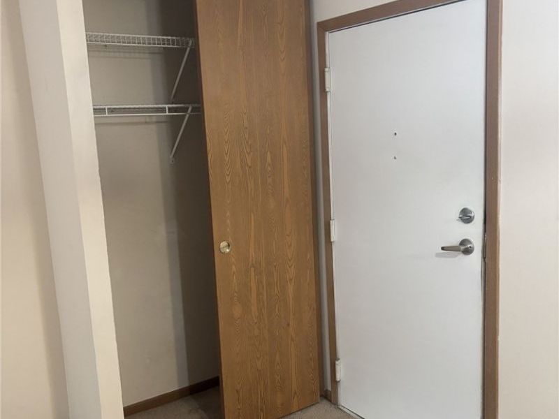 25735 Lorain Road, Unit 119, North Olmsted, OH 44070 Photo 6