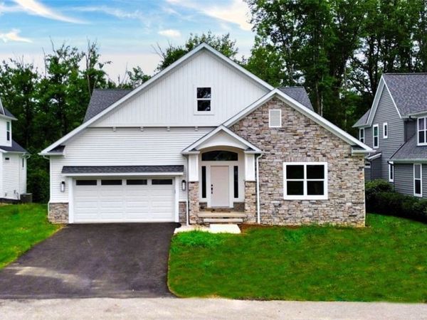 7994 Canyon Ridge , Chagrin Falls, OH 44023