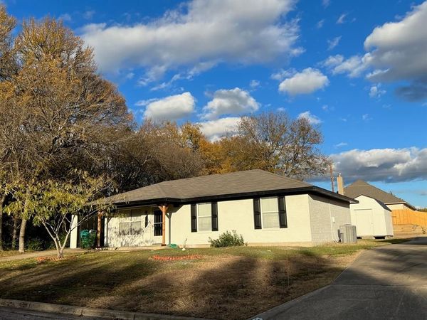 701 S Valentine Drive, Sherman, TX 75090
