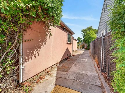 2033 Marconi Ave, Sacramento, CA 95821 Photo