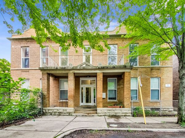 2323 N Cambridge Avenue , Unit 2, Chicago, IL 60614