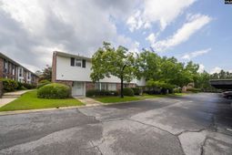 5225 Clemson Avenue photo 4