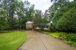 6401 Whiteoak Road photo 4
