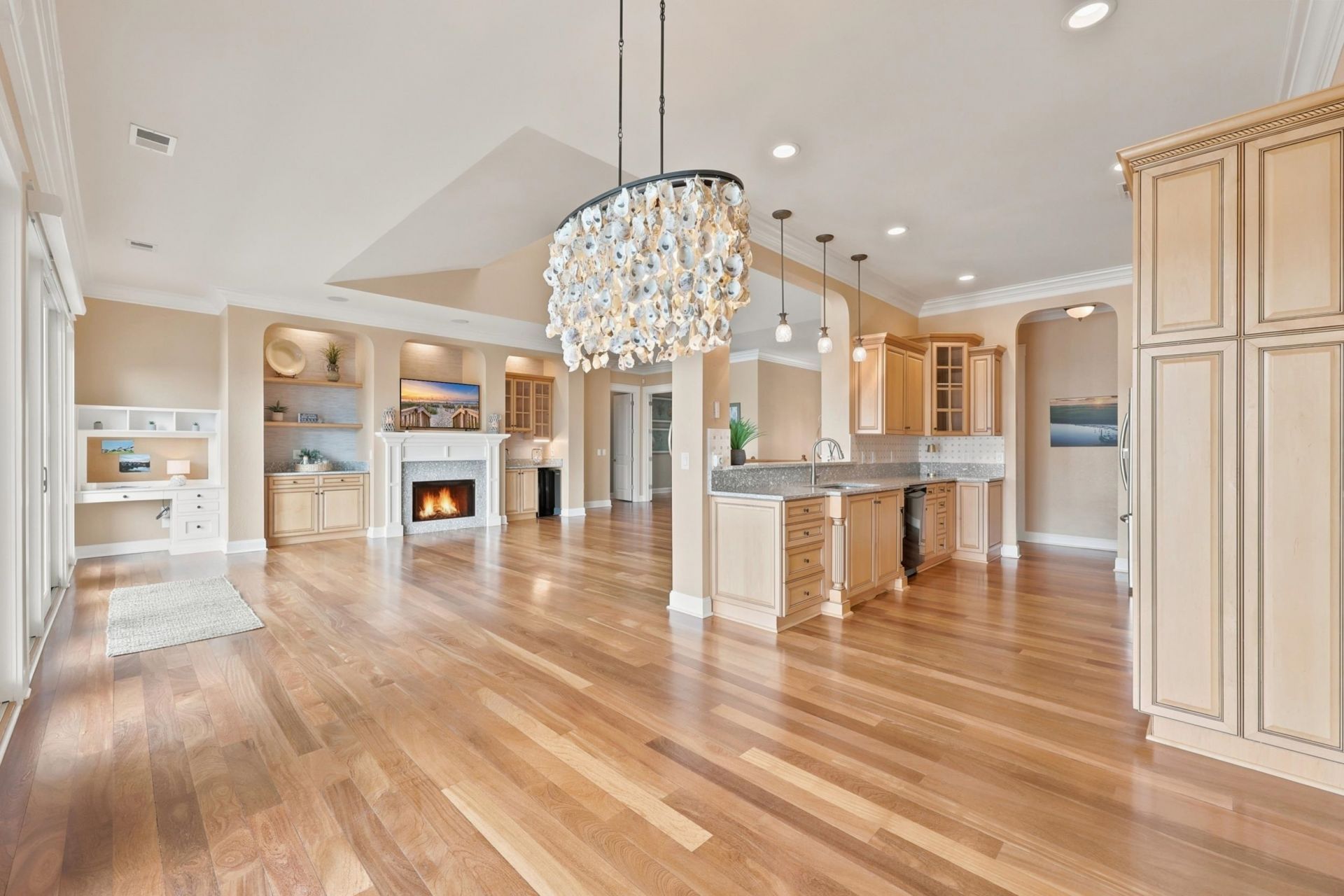 1710 Pond Rd. Photo 17