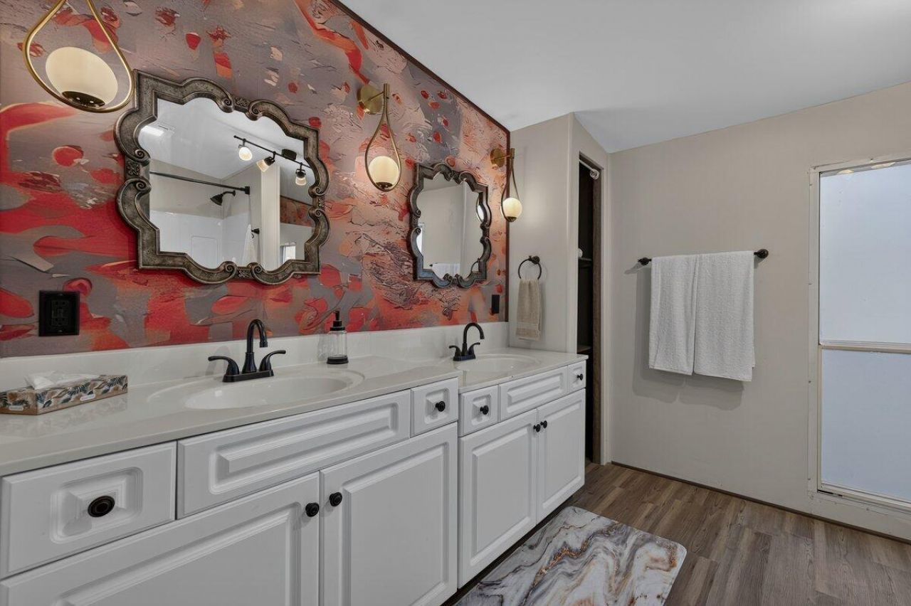 623 Barn Road Photo 10