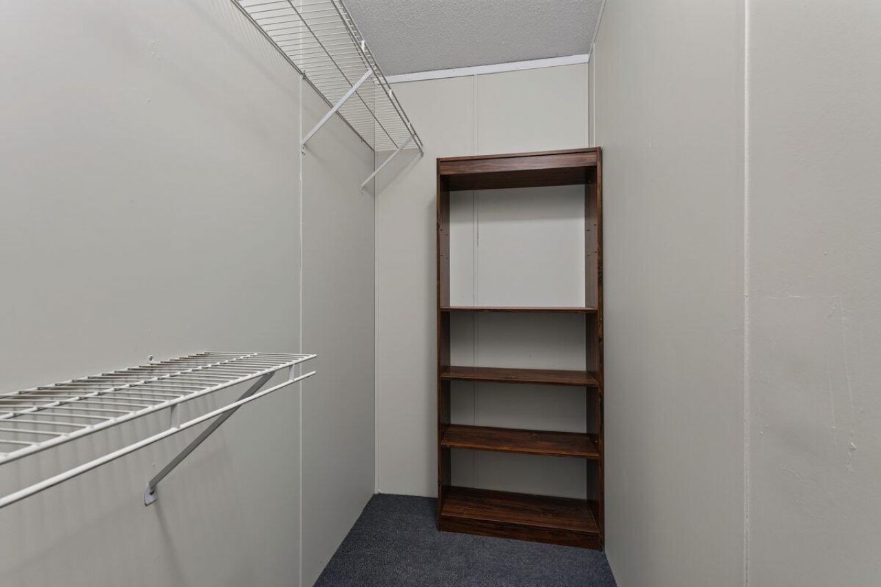623 Barn Road Photo 32