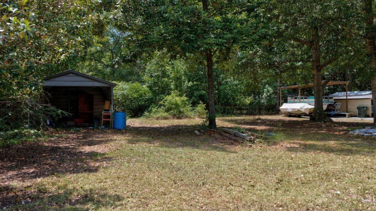 623 Barn Road Photo 34