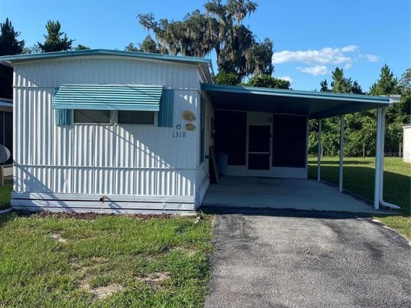 1318 CR 461 , LAKE PANASOFFKEE, FL 33538