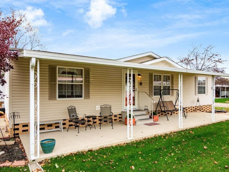 4344 Brett Lane, Obetz, OH 43207 Photo 3