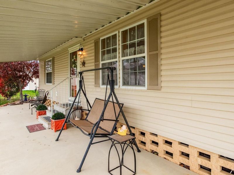 4344 Brett Lane, Obetz, OH 43207 Photo 5