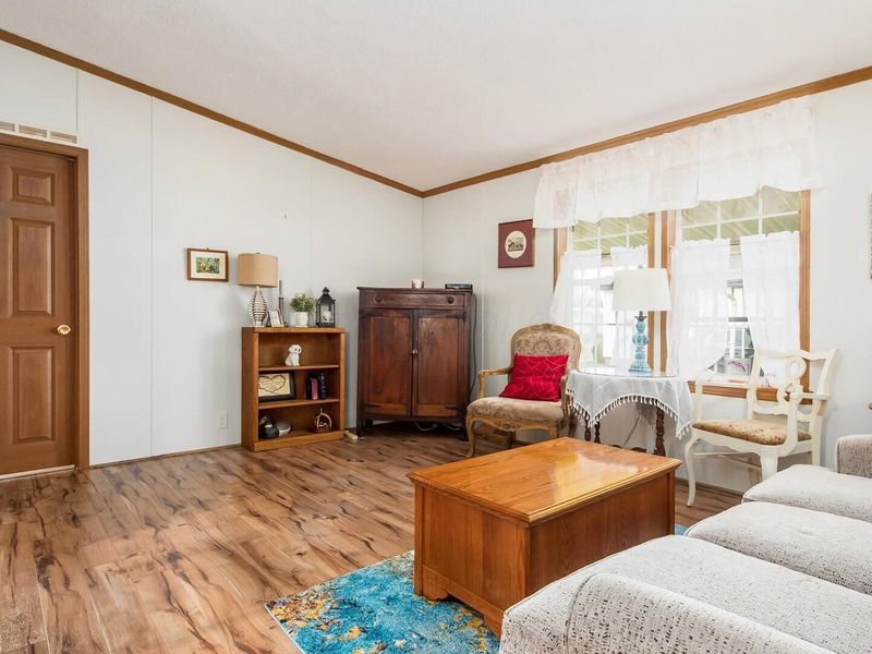 4344 Brett Lane, Obetz, OH 43207 Photo 7