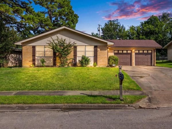 5213 Hilltop Drive, Greenville, TX 75402