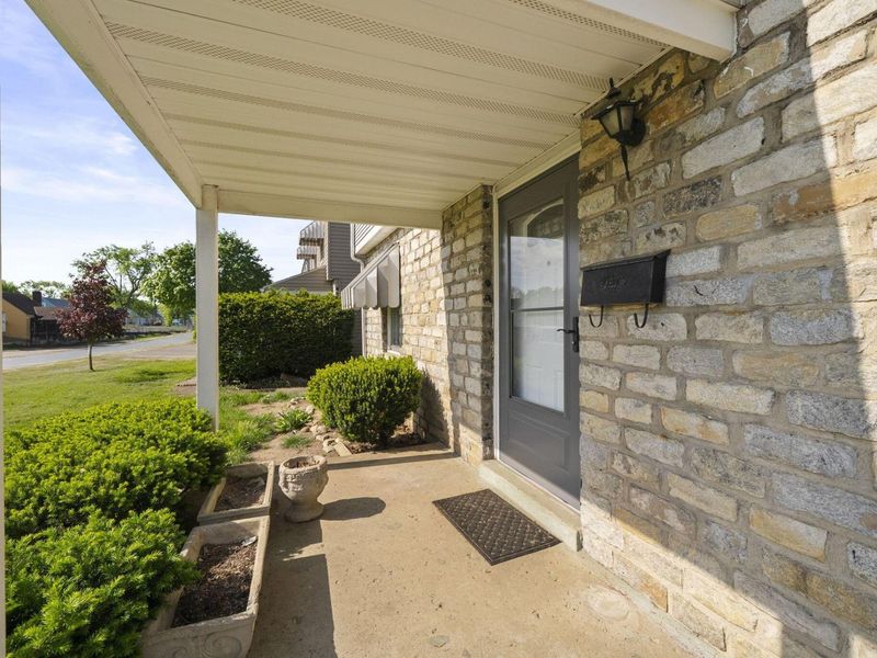 819 Binns Boulevard , Columbus, OH 43204 Photo 3