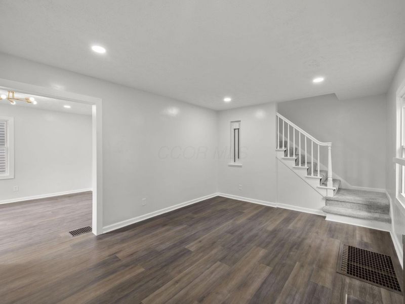 819 Binns Boulevard , Columbus, OH 43204 Photo 5