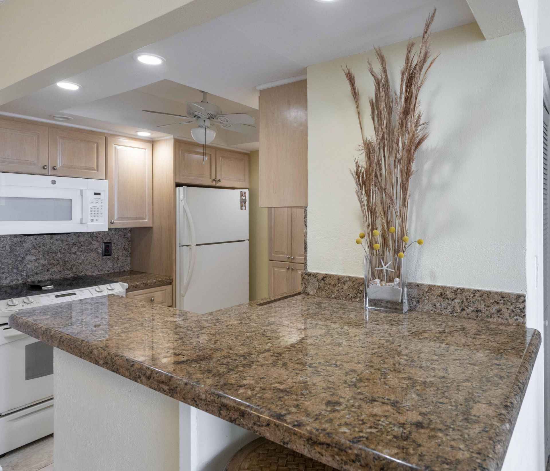 111 Briny Avenue, Unit 22-12, Pompano Beach, FL 33062 Photo