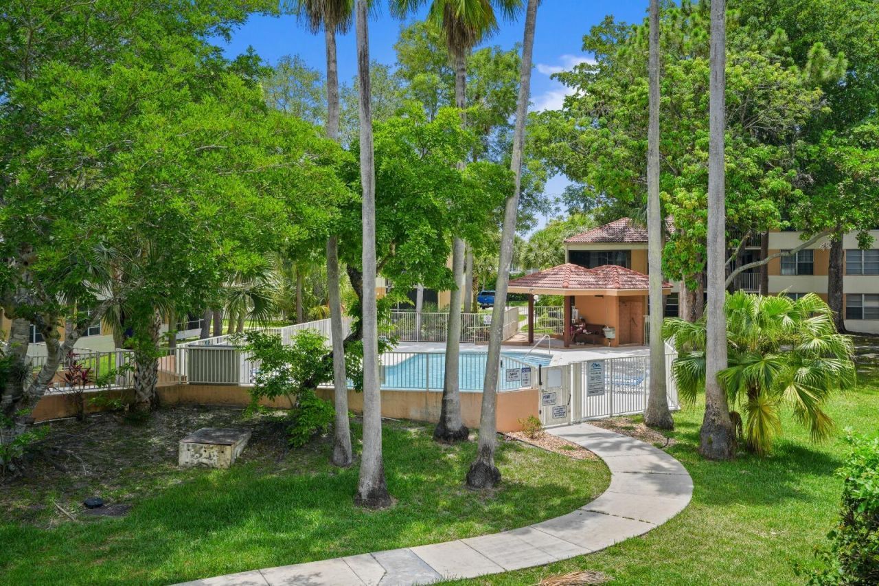 8296 NW 24th Street, Coral Springs, FL 33065 Photo