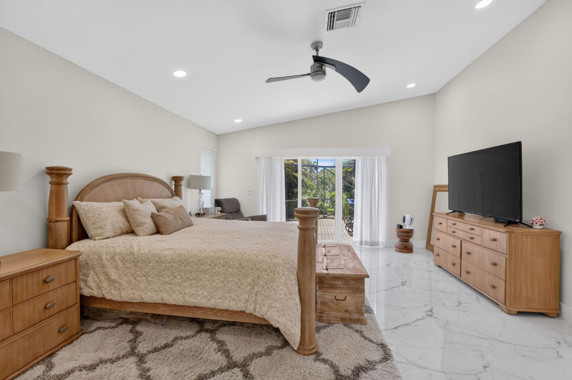7082 NW 3rd Avenue, Boca Raton, FL 33487 Photo