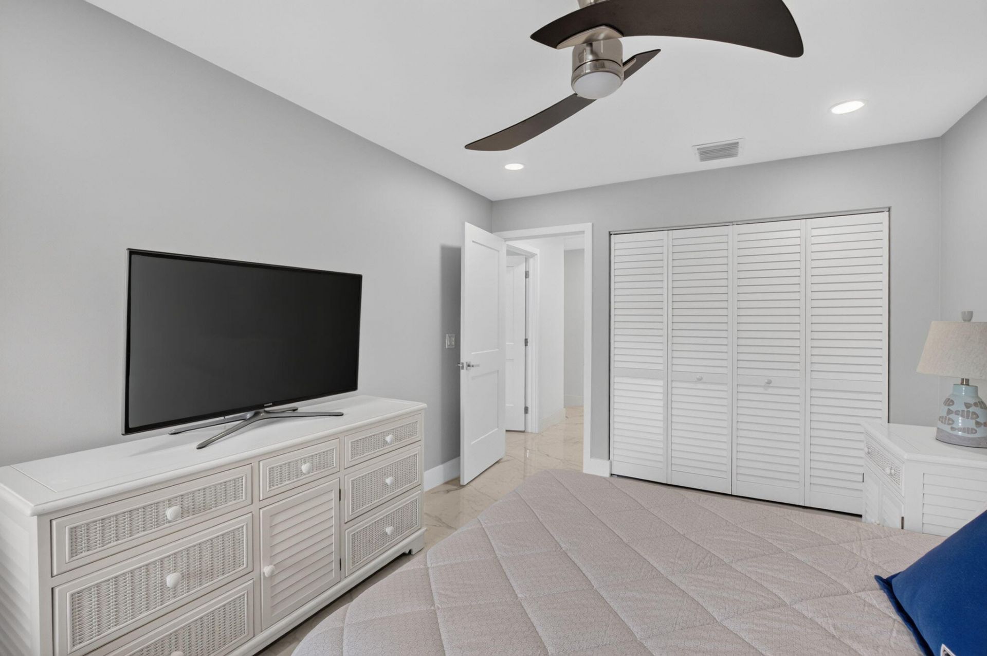 7082 NW 3rd Avenue, Boca Raton, FL 33487 Photo