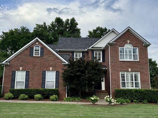 5541 Traceside Dr, Nashville, TN 37221