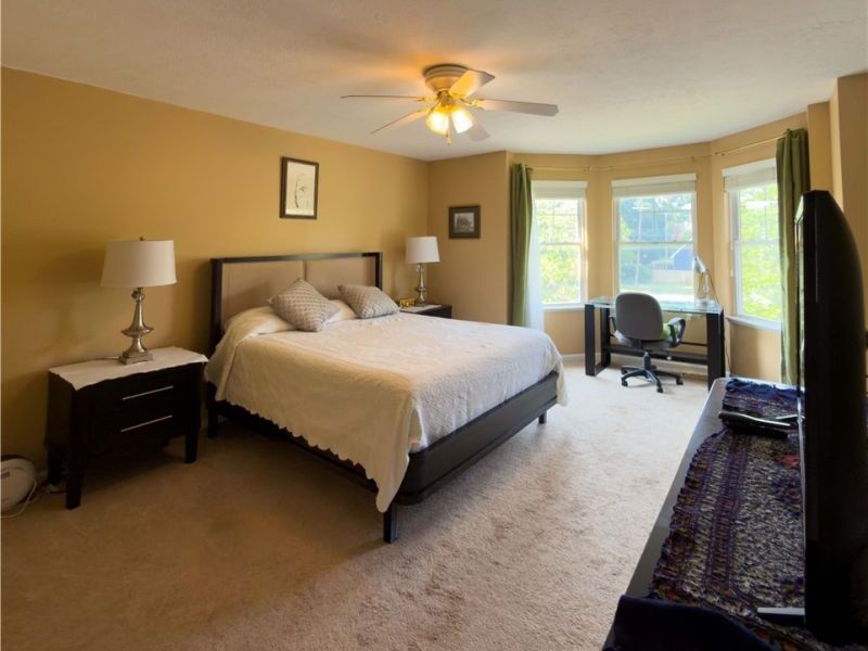 8426 Chester Parkway, Cleveland, OH 44106 Photo 8