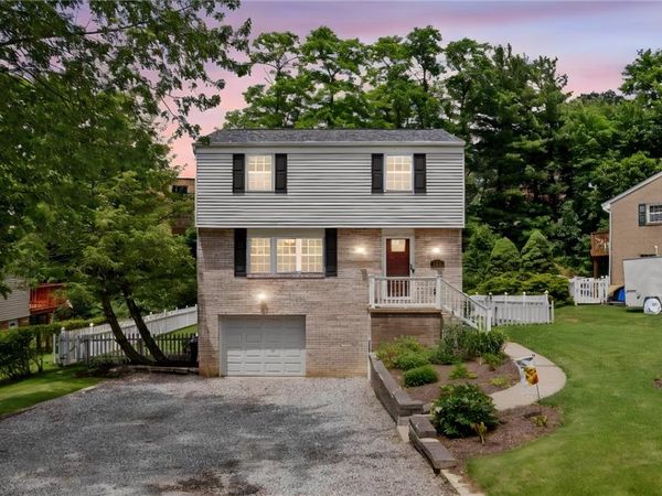 1033 Maripat Dr, South Park, PA 15129