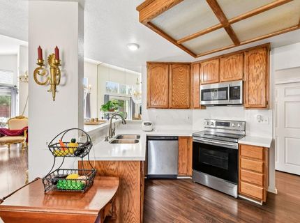 8101 Arroyo Vista Dr, Sacramento, CA 95823 Photo