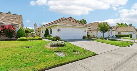 8101 Arroyo Vista Dr, Sacramento, CA 95823 Photo