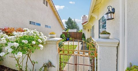 8101 Arroyo Vista Dr, Sacramento, CA 95823 Photo