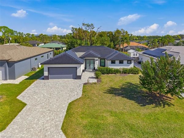 4618 Catalina LN , BONITA SPRINGS, FL 34134