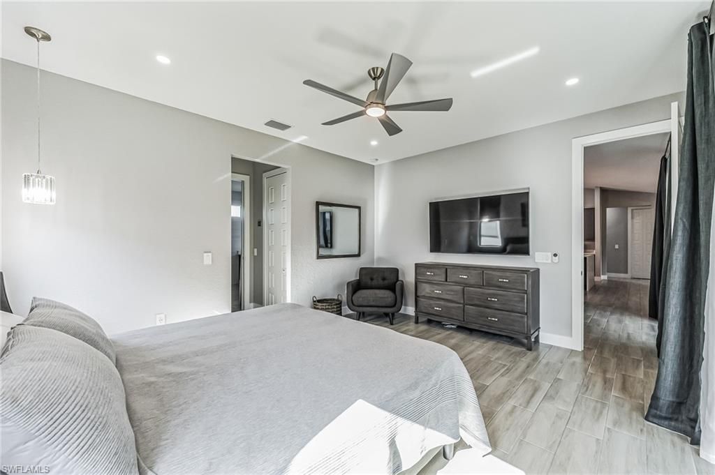 4618 Catalina Ln , Bonita Springs, FL 34134 Photo